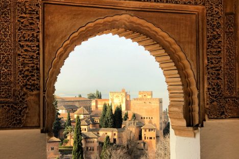 jorge-fernandez-salas-yteO5bs_QCA-unsplash